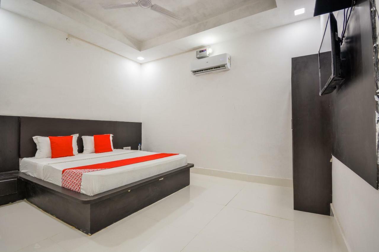 Oyo 43505 Hotel The White House Hisār Exterior foto